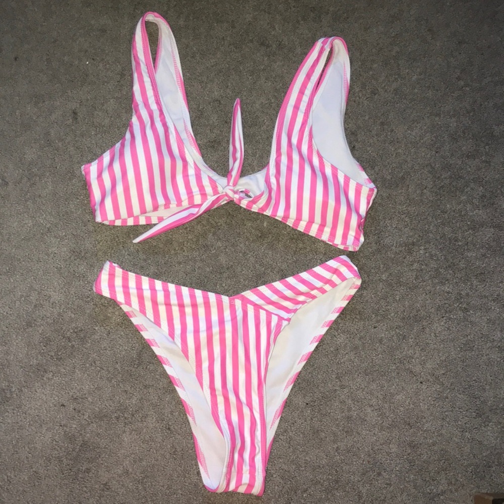 Front Knot Striped Bikini